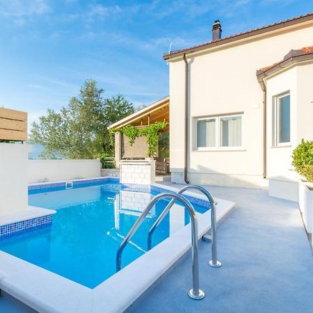 Villa Lipovac Trogir Buitenkant foto