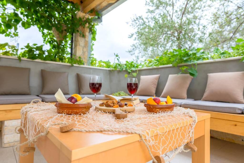 Villa Lipovac Trogir Buitenkant foto