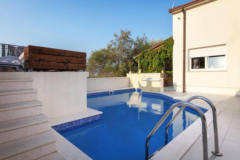Villa Lipovac Trogir Buitenkant foto